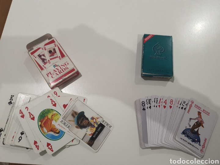 Barajas de cartas: Dos barajas de poker extranjeras - Foto 1