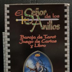 Barajas de cartas: EL SEÑOR DE LOS ANILLOS - CAJA CON BARAJA TAROT, JUEGO CARTAS Y LIBRO - ESPAÑA 1997 - NO USO CORREOS. Lote 314183693