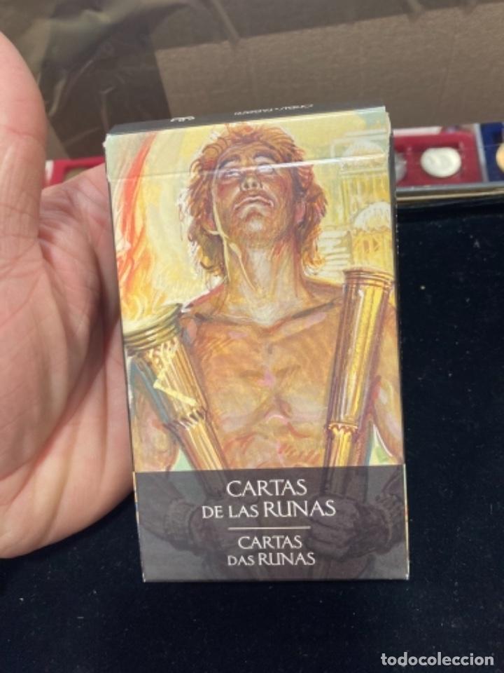 Barajas de cartas: Baraja de tarot - Foto 1