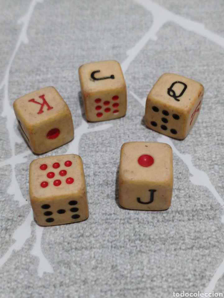 Barajas de cartas: Antiguos dados de poker - Foto 1