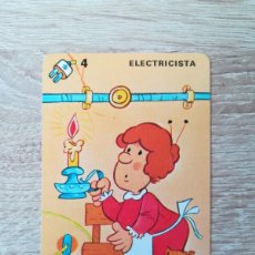 Barajas de cartas: ELECTRICISTA, CARTA Nº 4, BARAJA JUEGO DE LOS OFICIOS - HERACLIO FOURNIER - AÑO 1982.