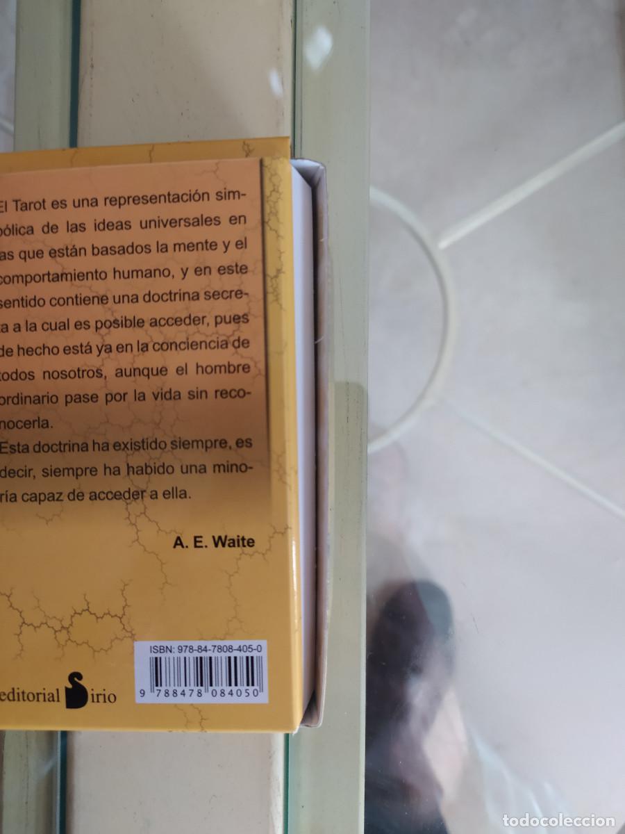 Barajas de cartas: LIBRO Y CARTAS DEL TAROT UNIVERSAL DE WAITE SIRIO - Foto 2