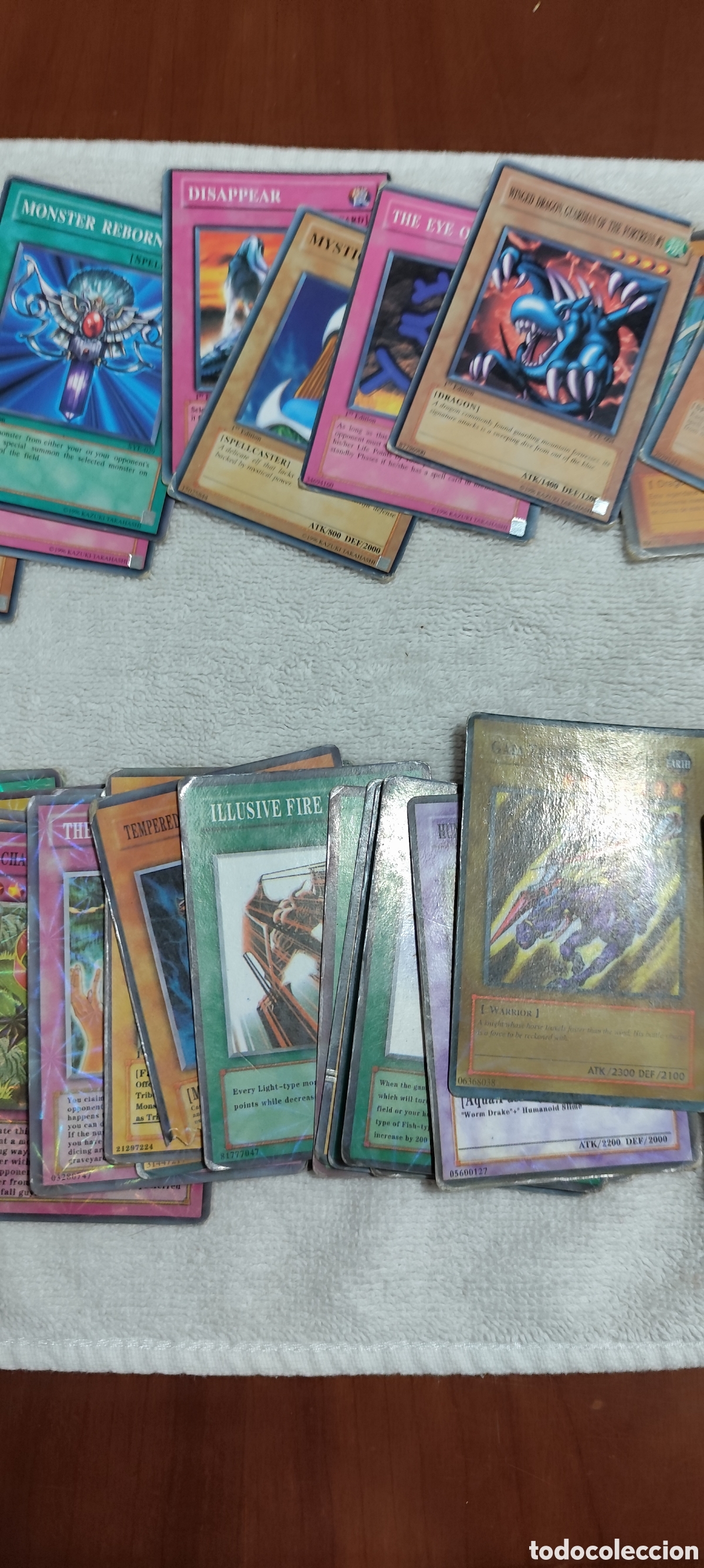 Barajas de cartas: Aproximadamente 80 cartas yu-gi-oh - Foto 3