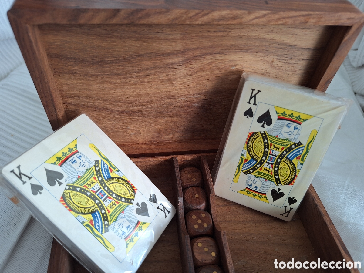 Barajas de cartas: Estuche de madera con cartas y dados - Foto 5