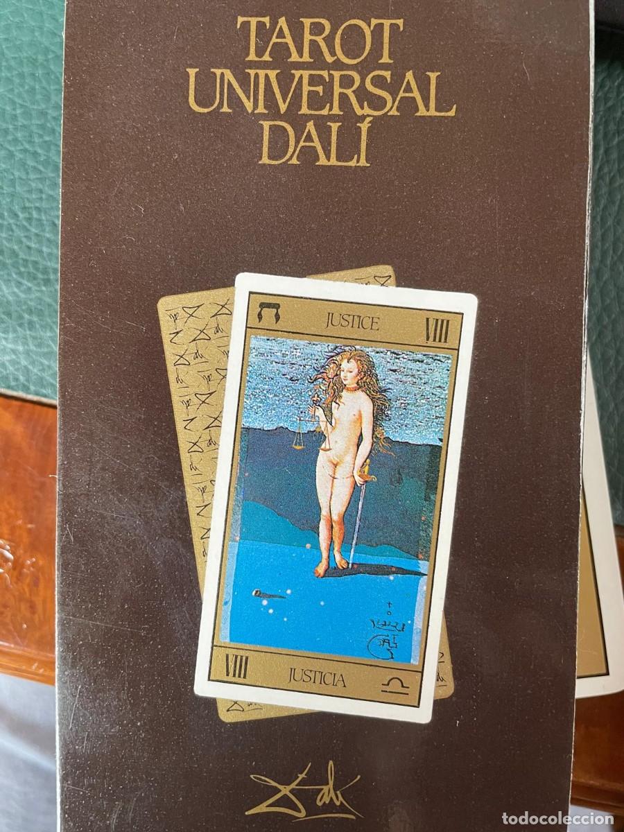 Barajas de cartas: Tarot Universal Dal&iacute; - Foto 1