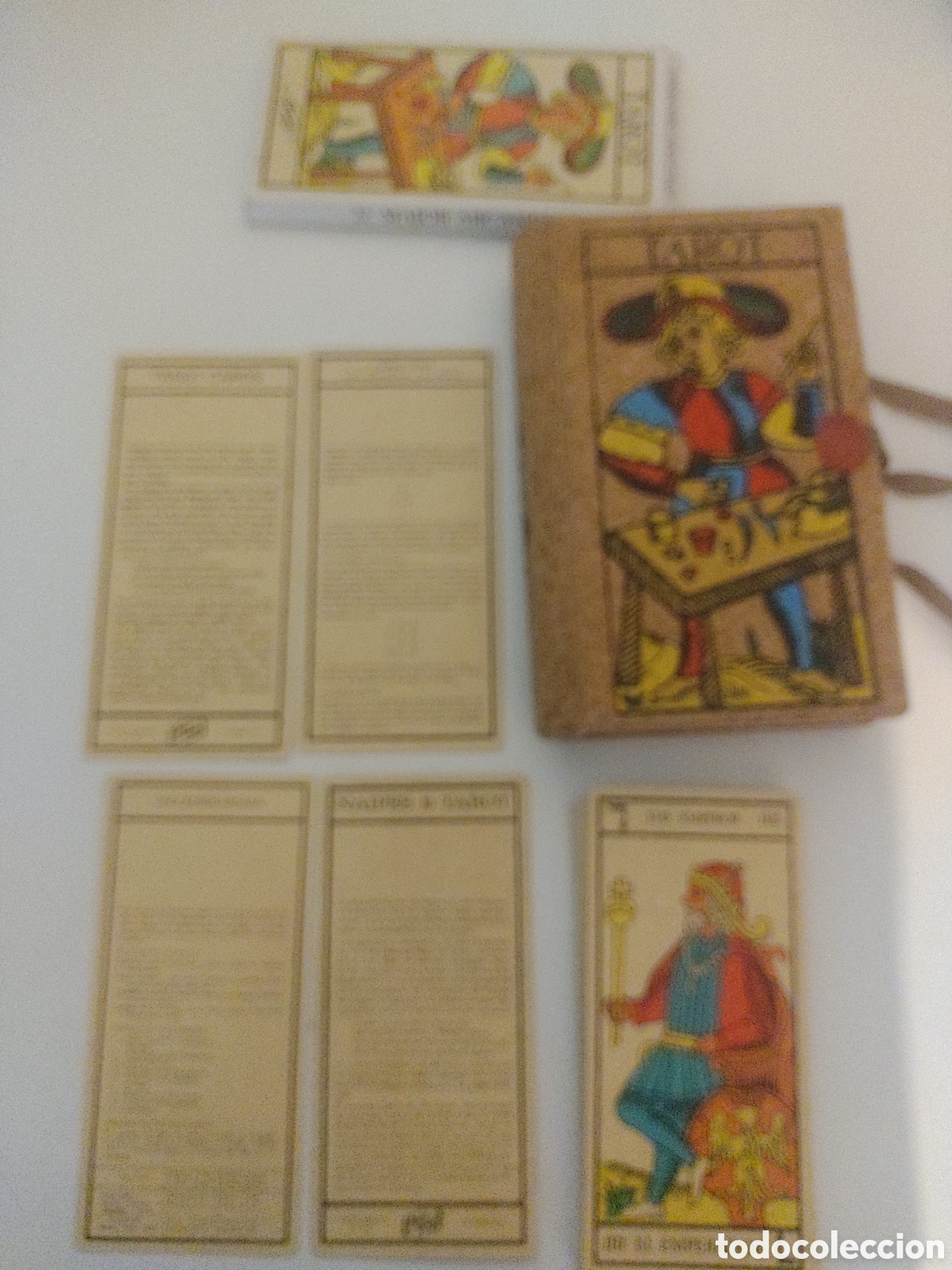 Barajas de cartas: Cartas De Tarot Con Estuche - Foto 2