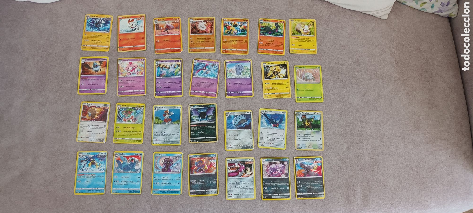 Barajas de cartas: Lote de 28 cartas POKEMON