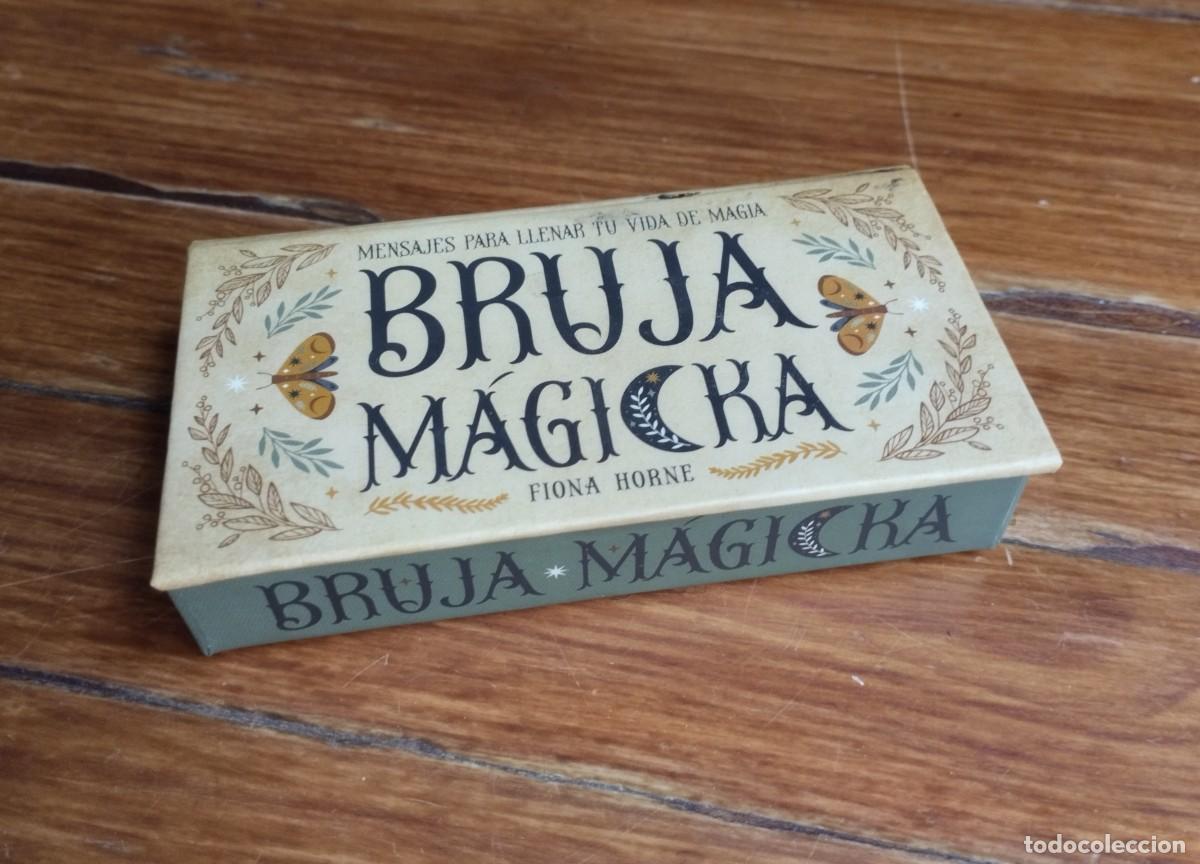 Barajas de cartas: Baraja de cartas or&aacute;culo de Bruja Magicka creada por Fiona Horne