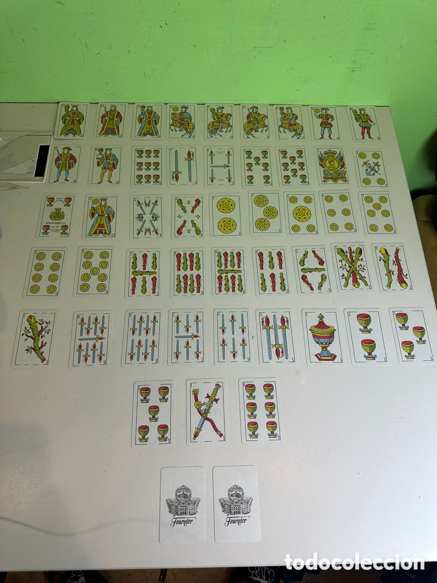 Barajas de cartas: Baraja Espa&ntilde;ola Fournier Alex Bog &ndash; 50 cartas con caja original