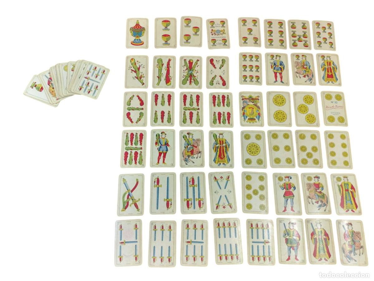 Barajas de cartas: PAREJA DE ANTIGUAS BARAJAS DE NAIPES. HIJA DE A. COMAS. PAPEL. ESPA&Ntilde;A. PRINCIPIOS DEL SIGLO XX.