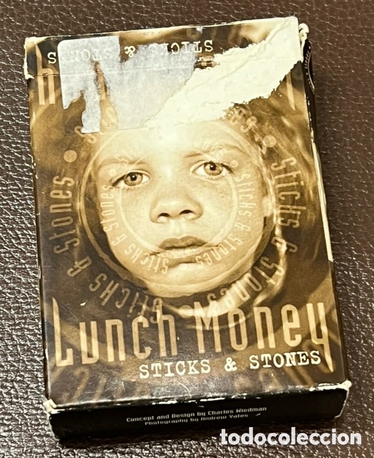 Barajas de cartas: Baraja. LUNCH MONEY: Sticks & Stones. Atlas Games. 2004.