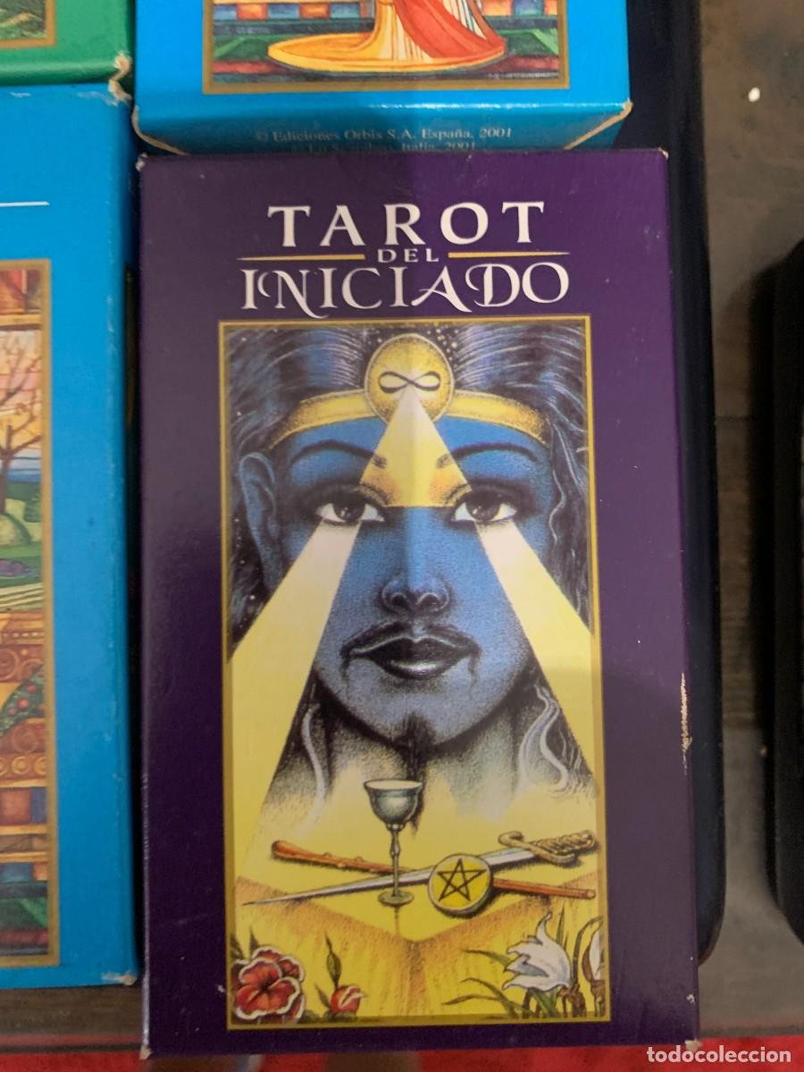 Barajas de cartas: TAROT DEL INICIADO. LO SCARABEO. ORBIS FABRI. BARAJA SIN USO.