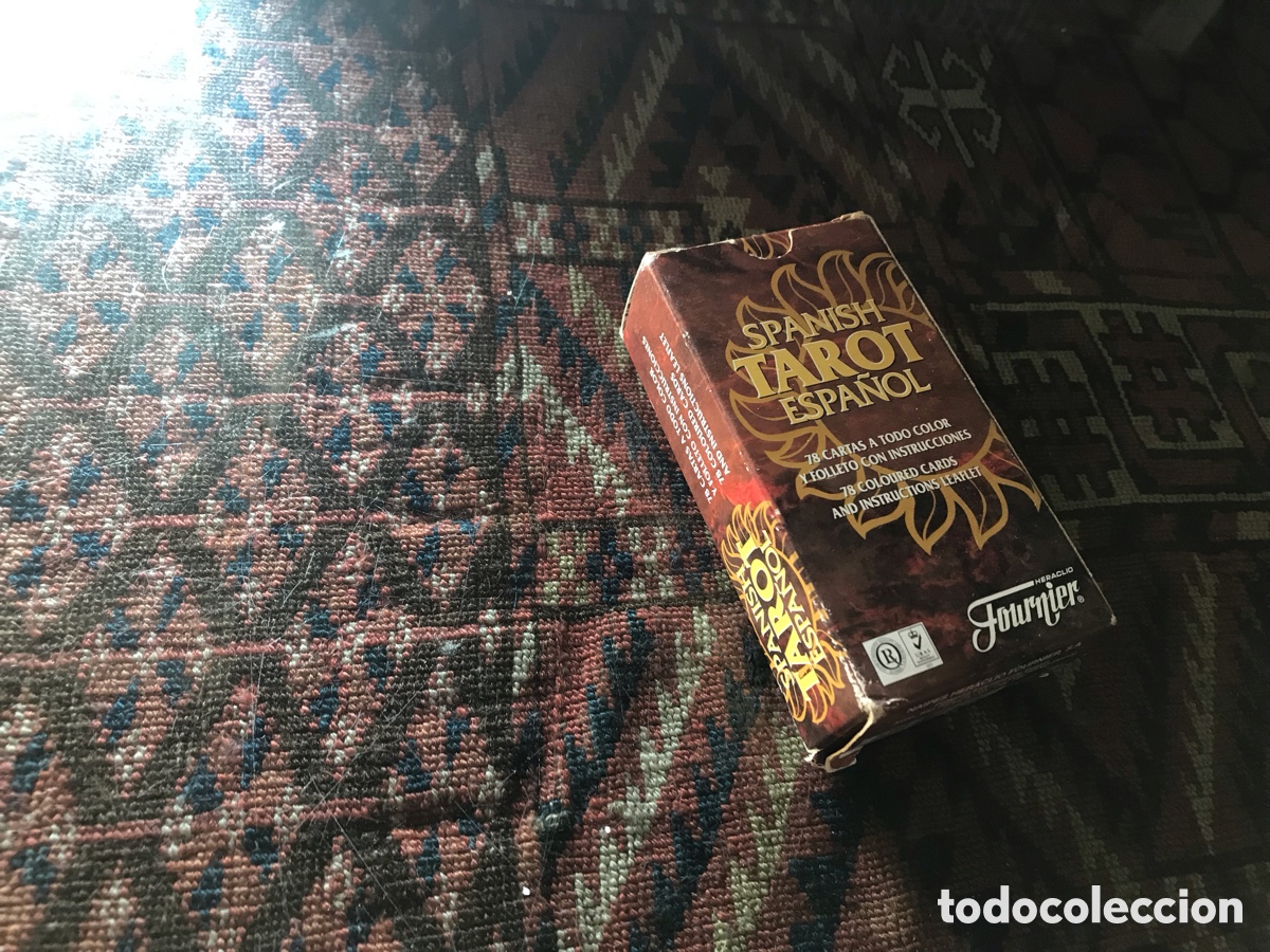 Barajas de cartas: Tarot espa&ntilde;ol con las instrucciones