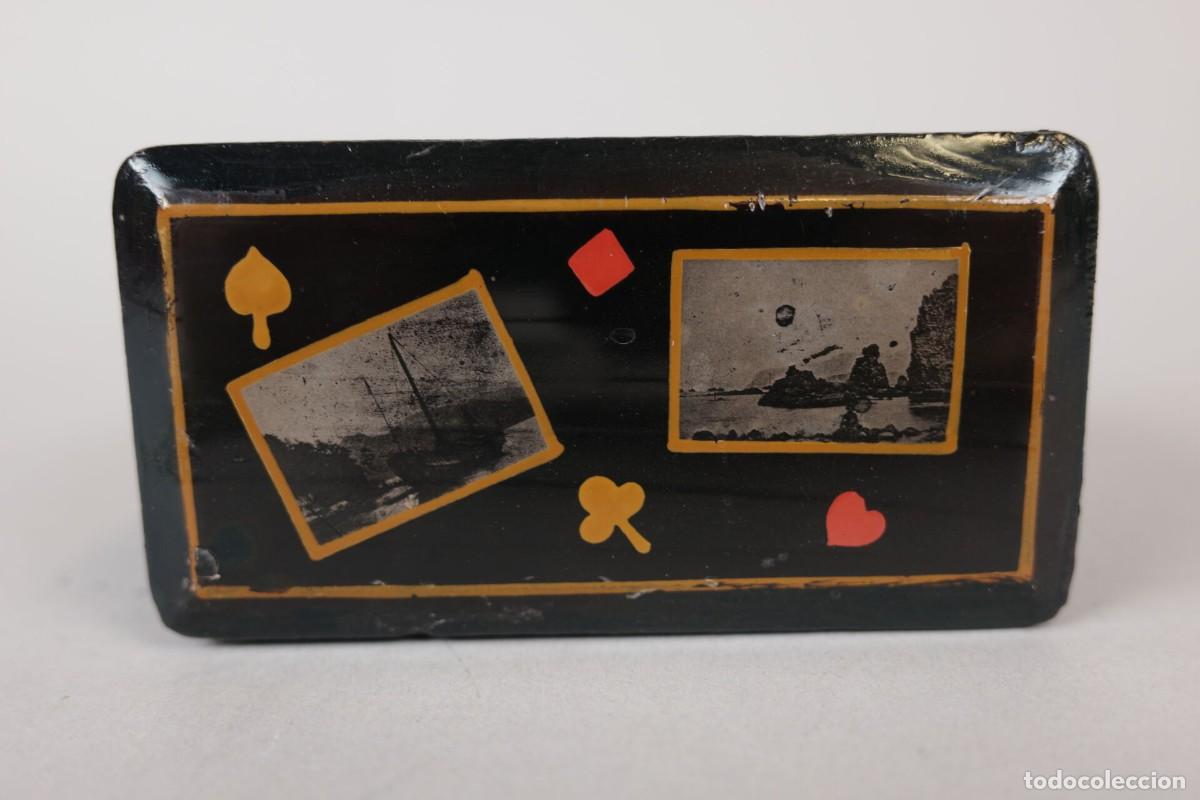 Playing Cards: Caja para naipes lacada, con motivos marinos y 2 BARAJAS DE CARTAS POKER