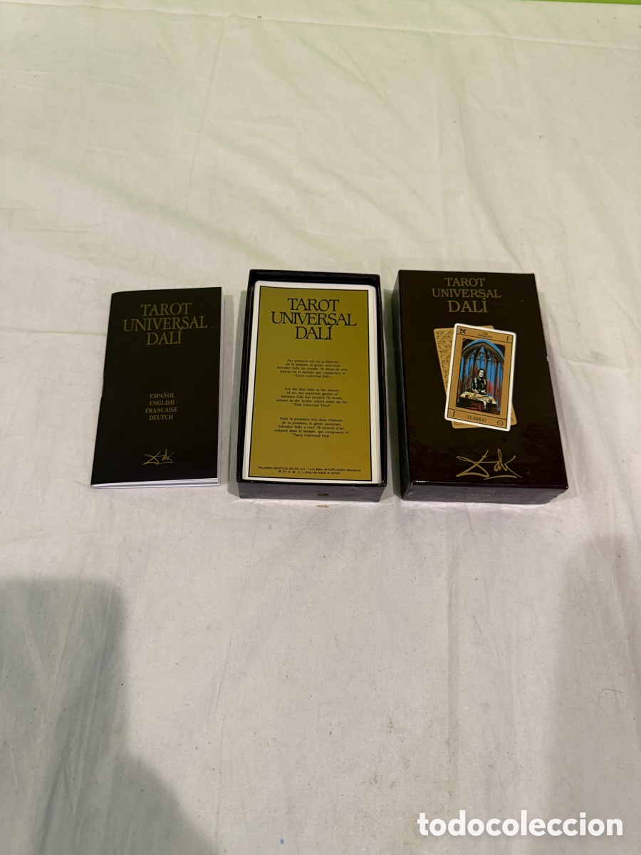 Barajas de cartas: Tarot Universal Dal&iacute; &ndash; 78 Cartas Completo &ndash; Cantos Dorados &ndash; Caja y Libro