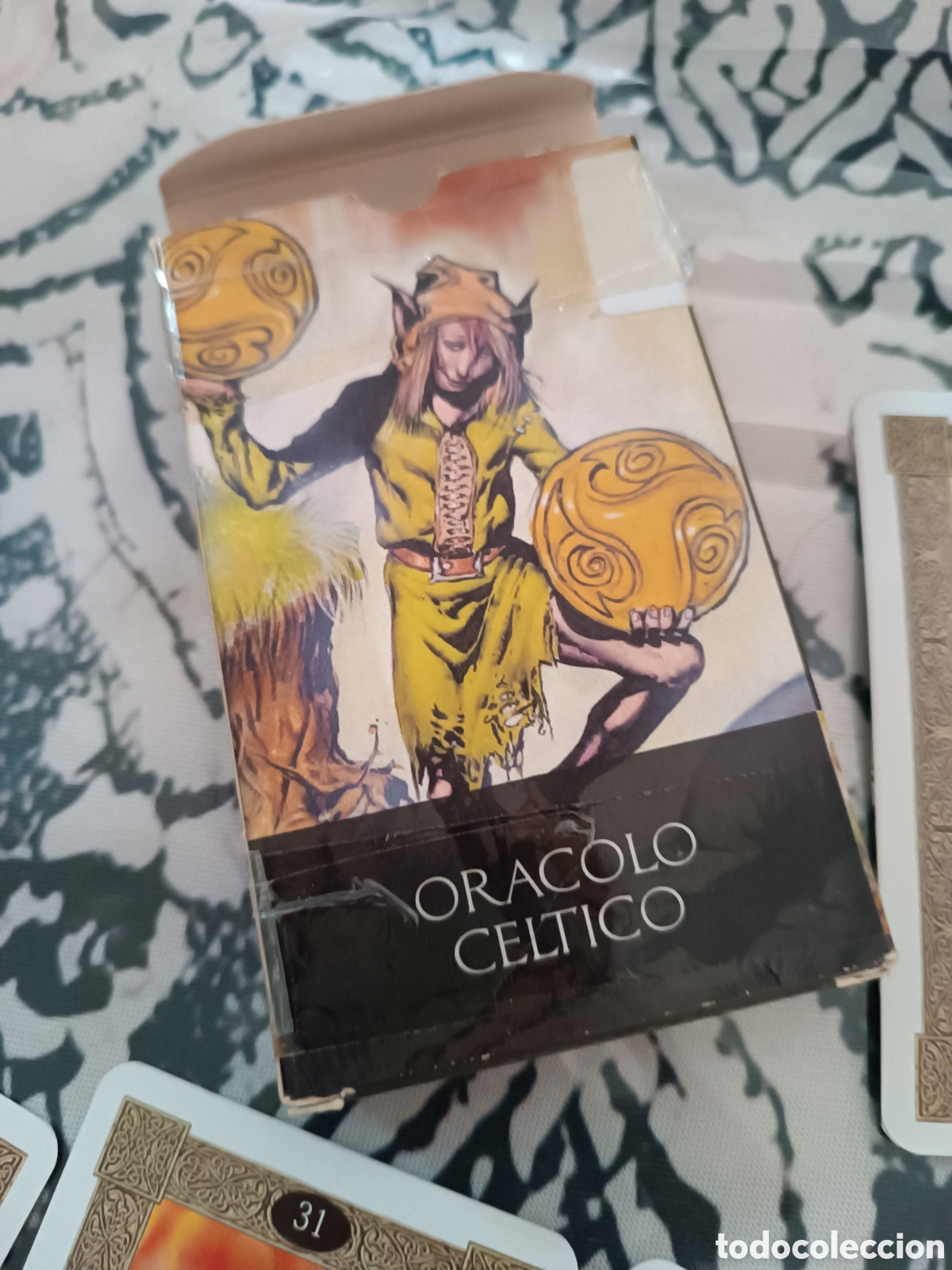 Barajas de cartas: Or&aacute;culo C&eacute;ltico de Lo Scarabeo