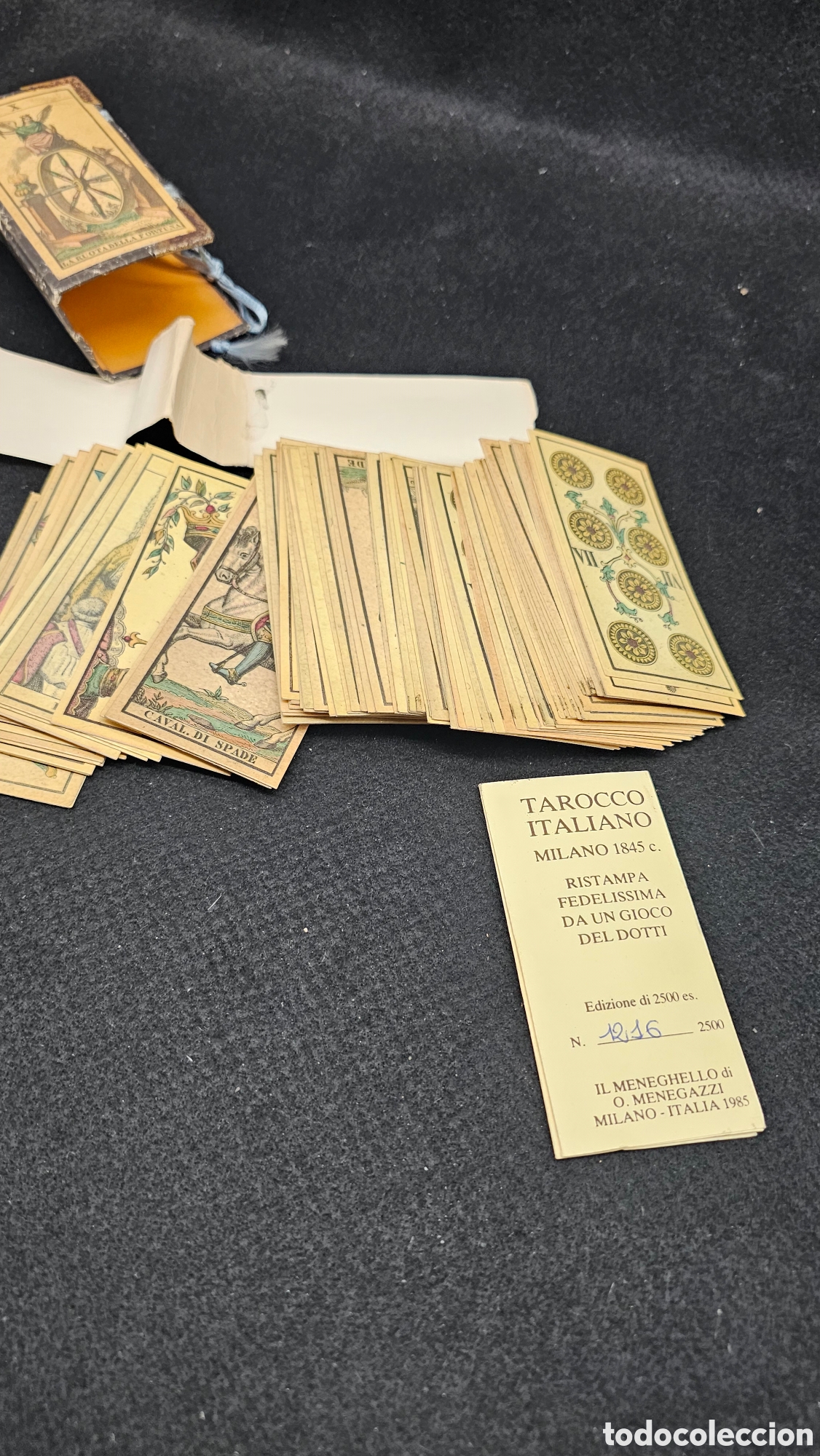 Barajas de cartas: Cartas / barajas de Tarot..........
