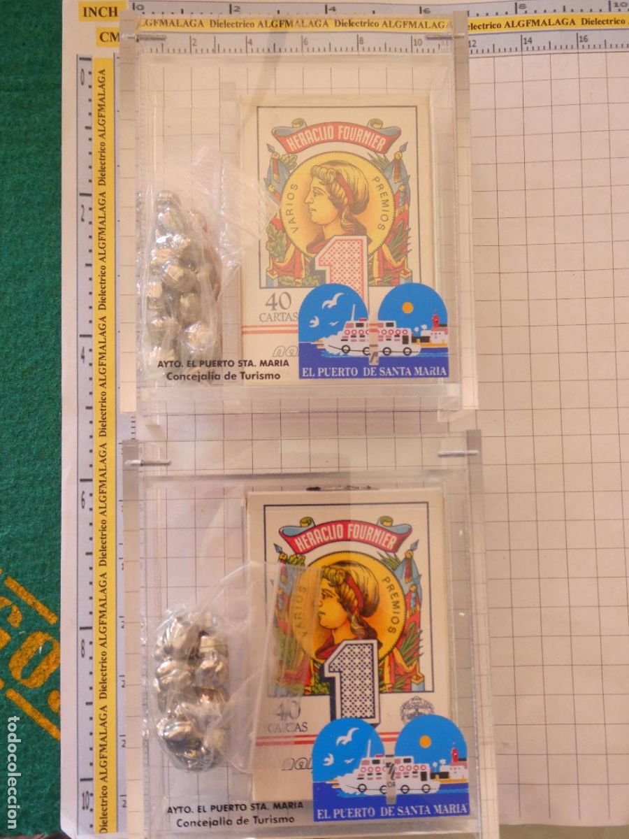 Barajas de cartas: 2 BARAJAS DE CARTAS ESPA&Ntilde;OLAS. FOURNIER. CONCEJAL&Iacute;A TURISMO PUERTO SANTA MAR&Iacute;A. AMARRACOS. 800GR