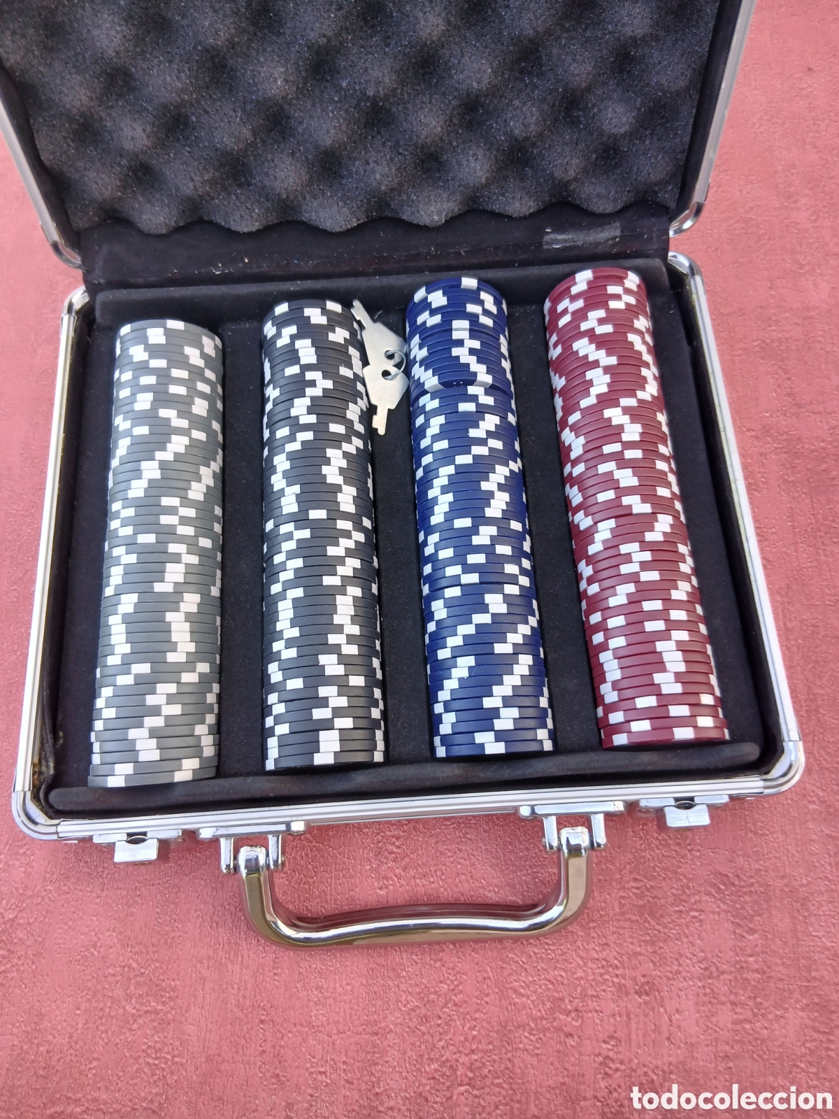Barajas de cartas: Malet&iacute;n con fichas de pocker. - Foto 3