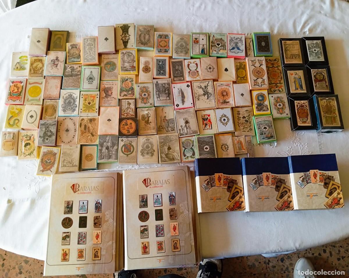 Barajas de cartas: Colecci&oacute;n Barajas de Colecci&oacute;n Del Prado (A&ntilde;o 2000) - Lote de 50 Barajas Fournier + 5 Tomos