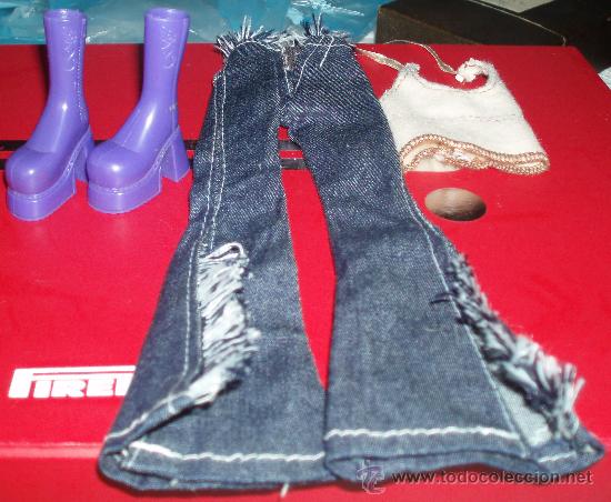 Barbie y Ken: conjunto de pantalon con las botas - Foto 1