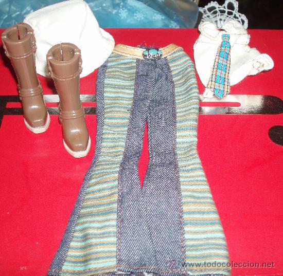 Barbie y Ken: conjunto de pantalon,botas gorro de la barbie - Foto 1