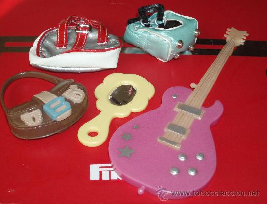 Barbie y Ken: complementos sueltos de la barbi - Foto 1