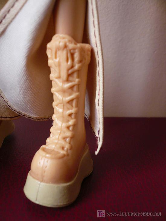 Barbie y Ken: MU&Ntilde;ECA BARBIE  CON COMPLEMENTOS DE ESTILO MODERNO - Foto 4