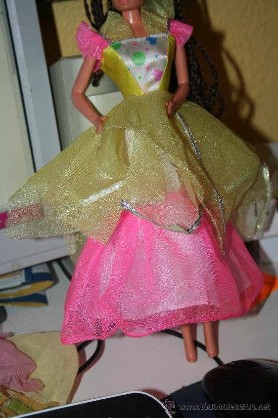 Barbie y Ken: vestido mu&ntilde;eca barbie - Foto 1