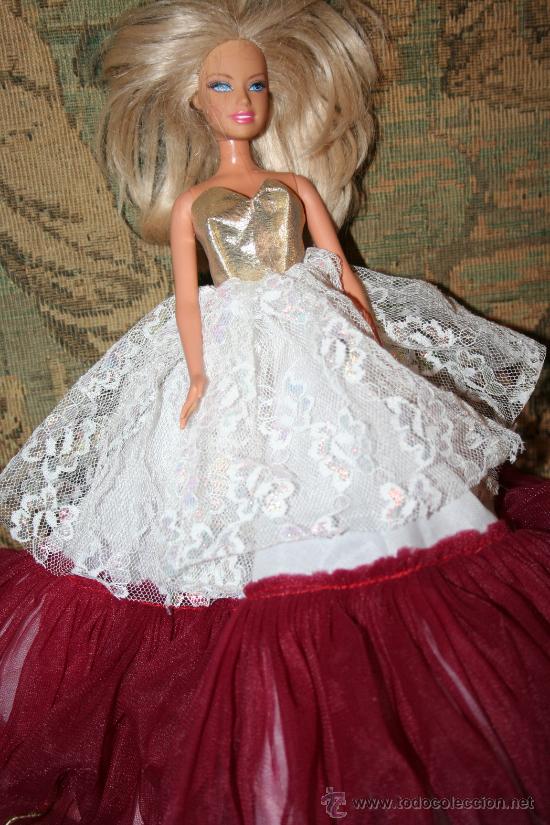 Barbie y Ken: VESTIDO MU&Ntilde;ECA BARBIE - Foto 1