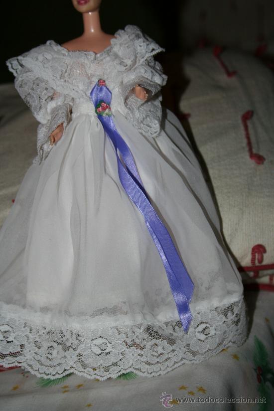 Barbie y Ken: vestido mu&ntilde;eca barbie - Foto 1