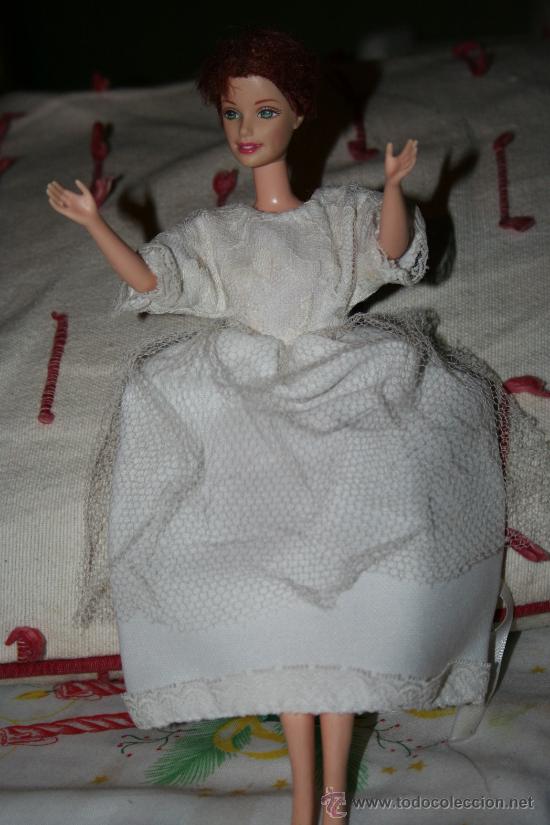 Barbie y Ken: vestido mu&ntilde;eca barbie - Foto 1