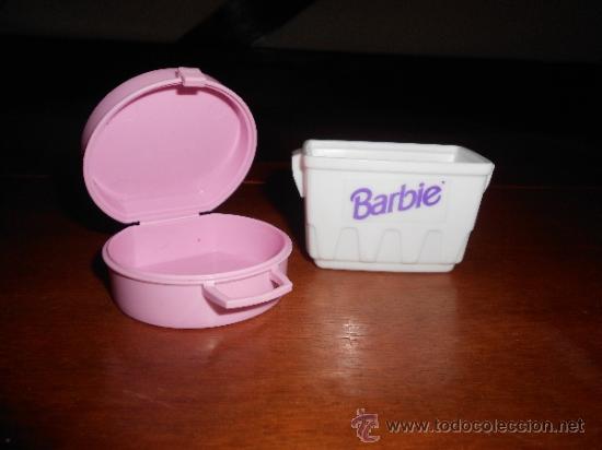 Barbie y Ken: ROPA Y ACCESORIOS DE BARBIE: DOS COMPLEMENTOS - Foto 1