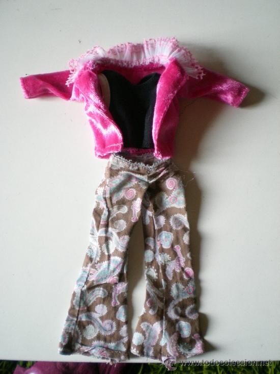 Barbie y Ken: lote de ropita mu&ntilde;ecas - Foto 1