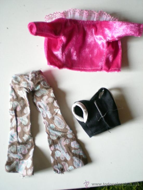 Barbie y Ken: lote de ropita mu&ntilde;ecas - Foto 2
