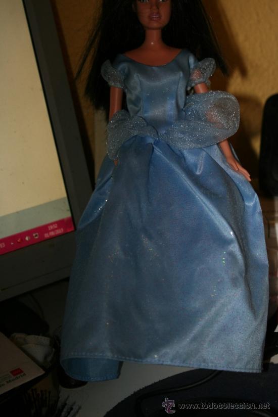 Barbie y Ken: vestido mu&ntilde;eca barbie - Foto 1