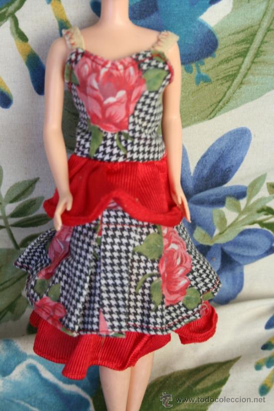 Barbie y Ken: vestido mu&ntilde;eca barbie - Foto 1