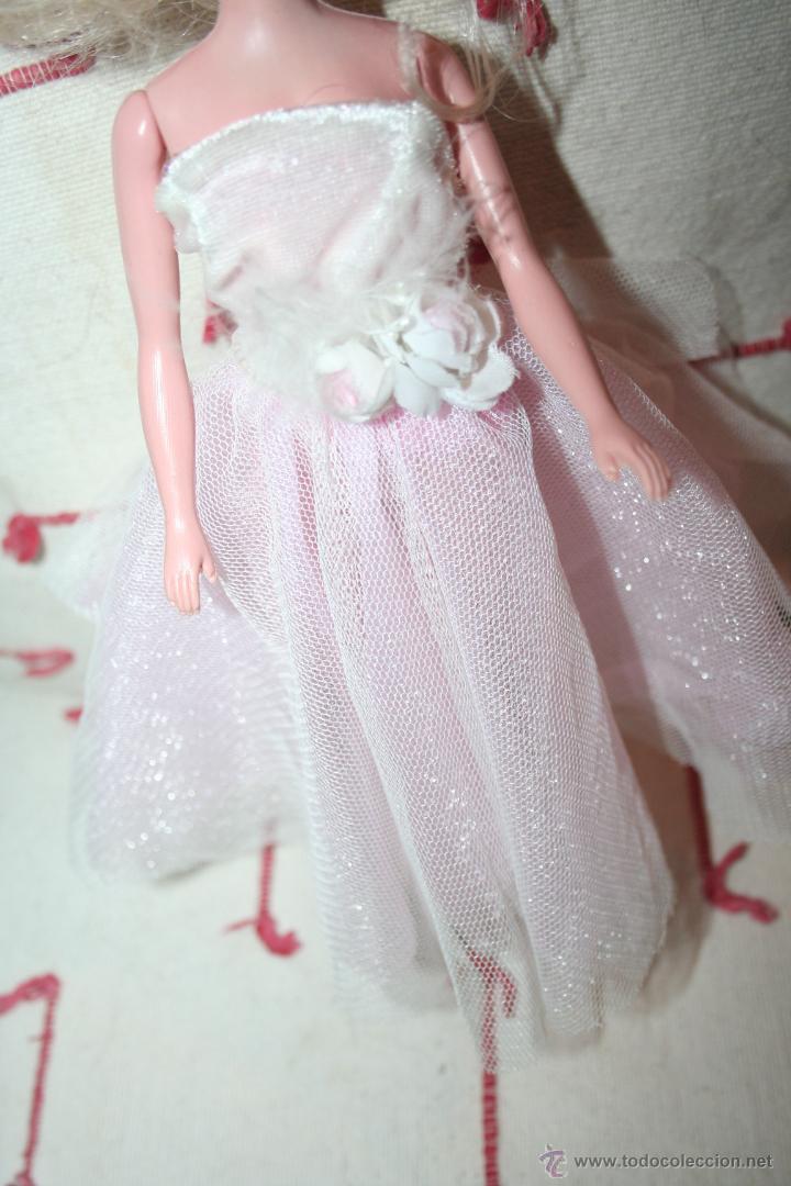 Barbie y Ken: VESTIDO mu&ntilde;eca barbie - Foto 2