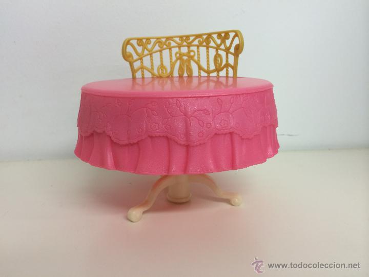 Barbie y Ken: MESA SOF&Aacute; BARBIE - Foto 1