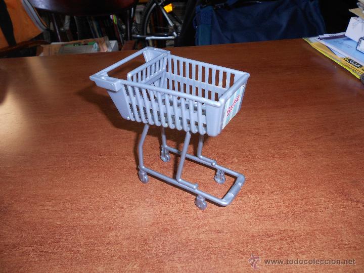 Barbie y Ken: ANTIGUO CARRITO DE LA COMPRA DE BARBIE - Foto 1
