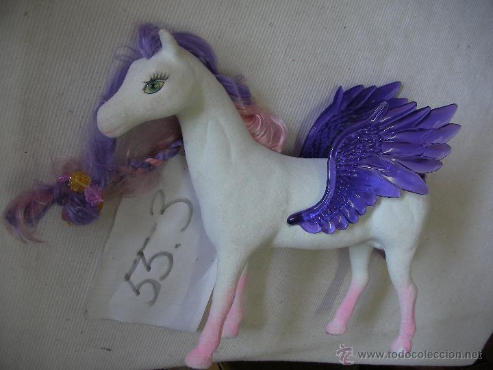 Barbie y Ken: CABALLO ALADO GRANDE - Foto 1