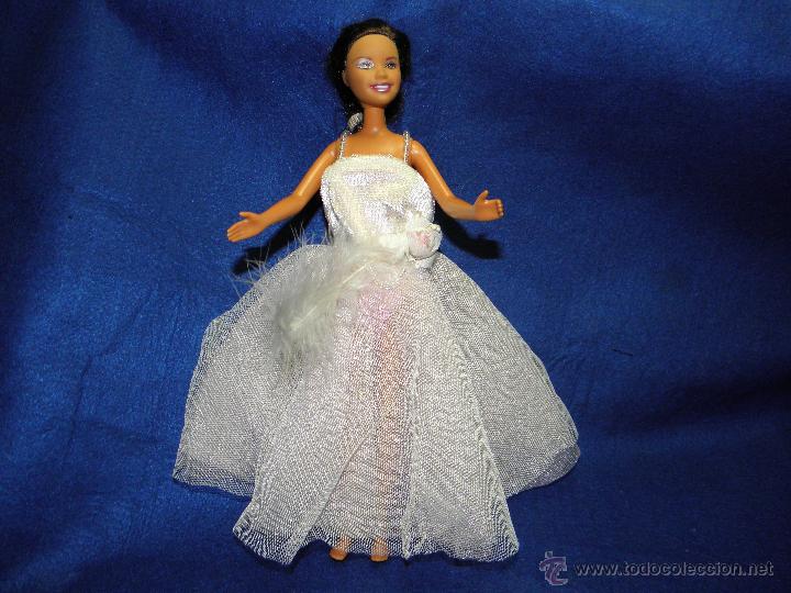 Barbie y Ken: VESTIDO PARA MU&Ntilde;ECA BARBIE - Foto 1