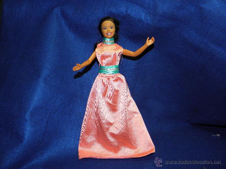 Barbie y Ken: VESTIDO MU&Ntilde;ECA BARBIE - Foto 1