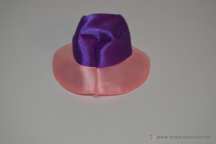 Barbie y Ken: precioso gorro de mu&ntilde;eca barbie - Foto 3