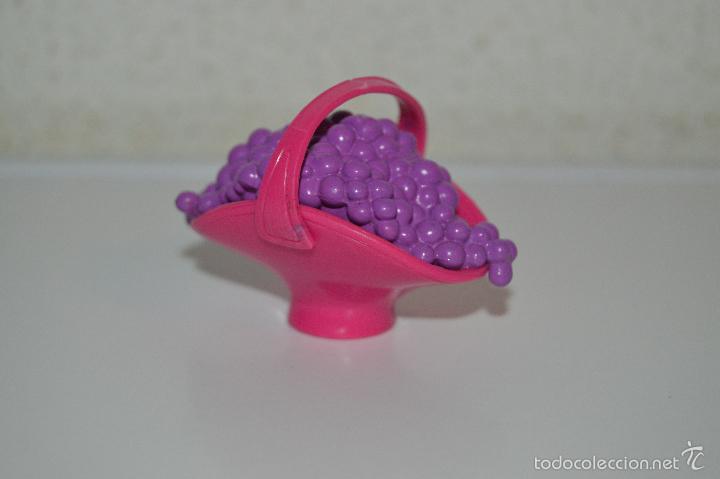 Barbie y Ken: cesta con fruta para mu&ntilde;ecas ncb4 - Foto 1