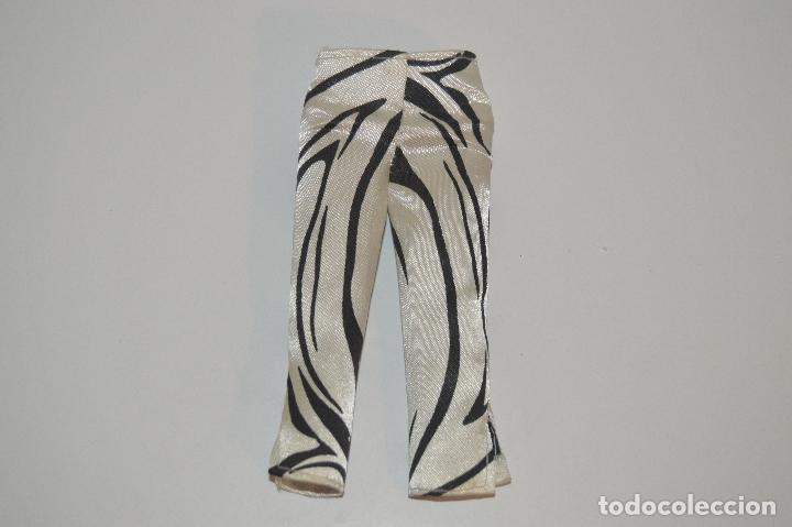 Barbie y Ken: Pantalon de mu&ntilde;eca barbie - Foto 1