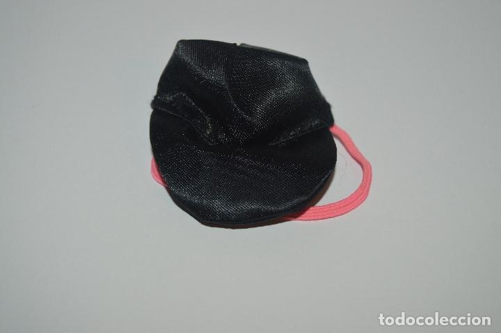 Barbie y Ken: Gorro de mu&ntilde;eca barbie - Foto 1