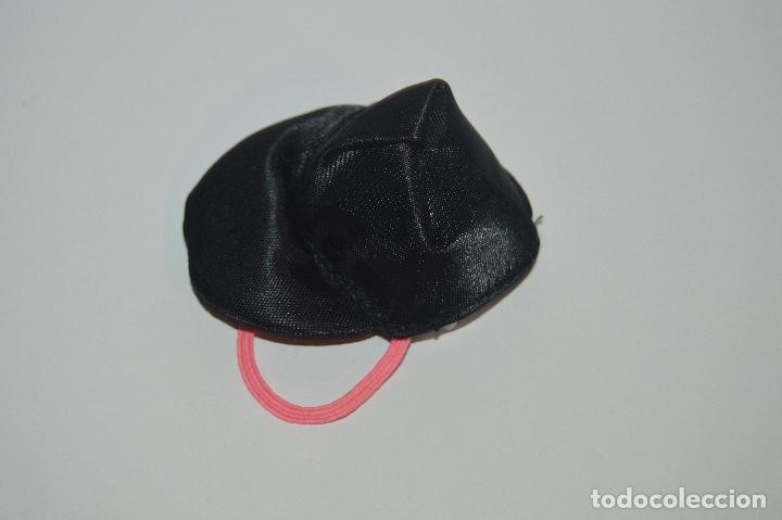 Barbie y Ken: Gorro de mu&ntilde;eca barbie - Foto 2