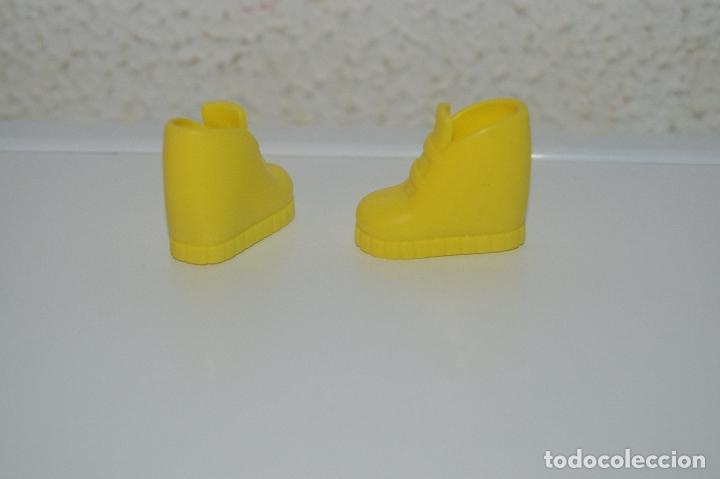 Barbie y Ken: Zapatos de mu&ntilde;eca barbie - Foto 2