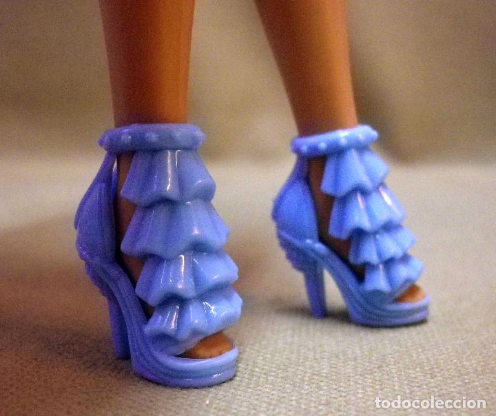 Barbie y Ken: COMPLEMENTO PARA MU&Ntilde;ECA BARBIE, ZAPATO - Foto 1